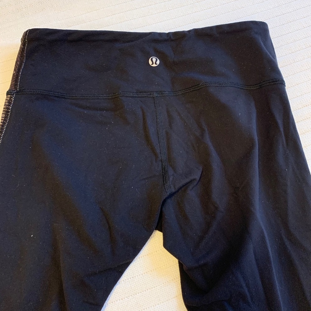 Gold / Black Size 4 Lululemon Leggings - Picture 2 of 2